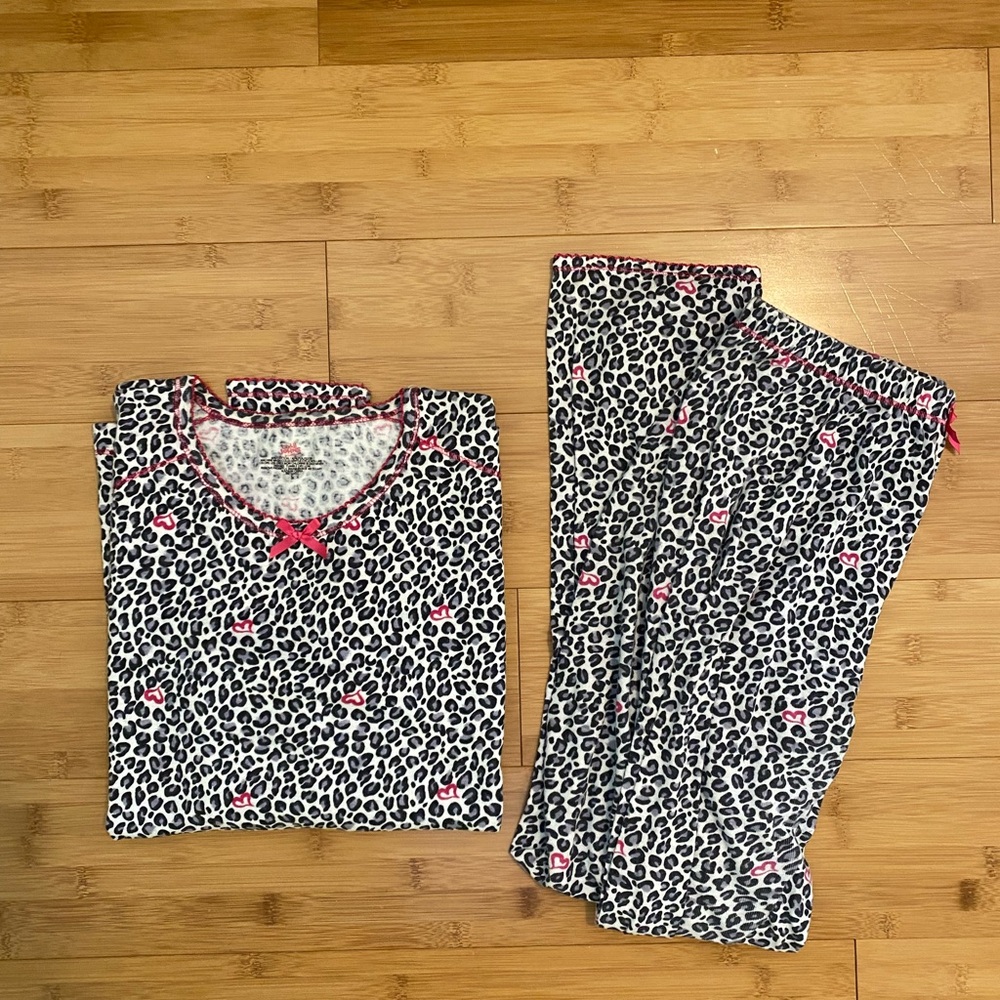 Cuddle johns long sleeve and leggings set